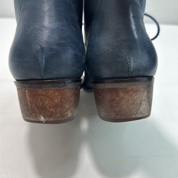 Latigo Isaac Chukka Two Hole Lace Up Wood Heel Navy Gray ankle Booties. - Picture 6 of 8